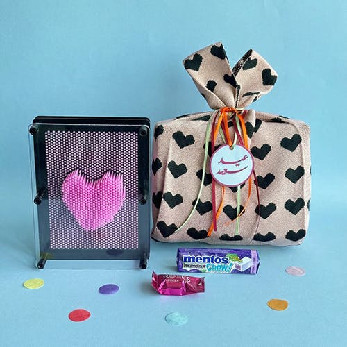 Hand Bag  Heart Shaped , With Assorted toys and candies Pink (For Girls)